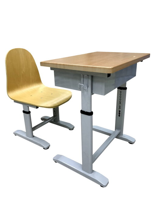 10-04 可調式課桌椅
